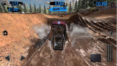 Trucks Off Road Mod Apk v1.70.670 Customizable Control